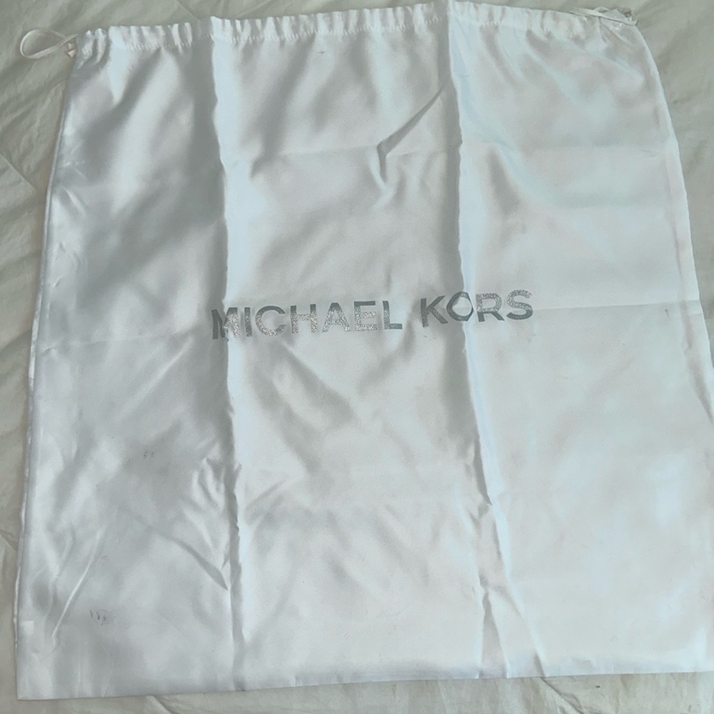 MICHAEL KORS White Sateen (Satin) Large Drawstring Dust Bag